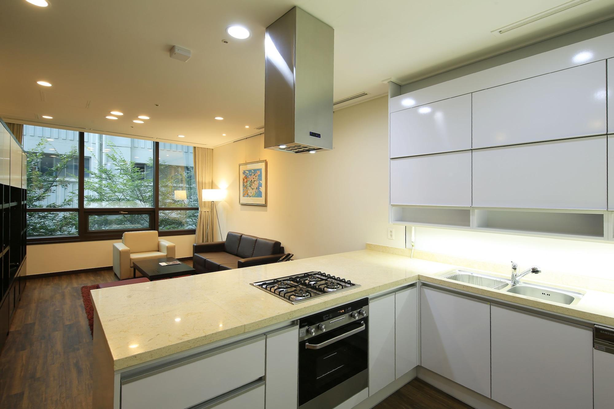 Orakai Insadong Suites Seoul Bagian luar foto