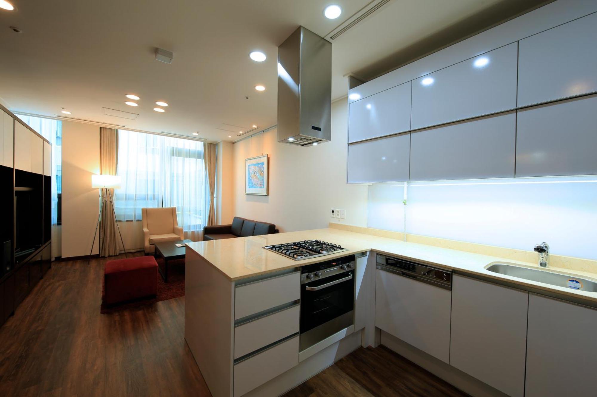 Orakai Insadong Suites Seoul Bagian luar foto