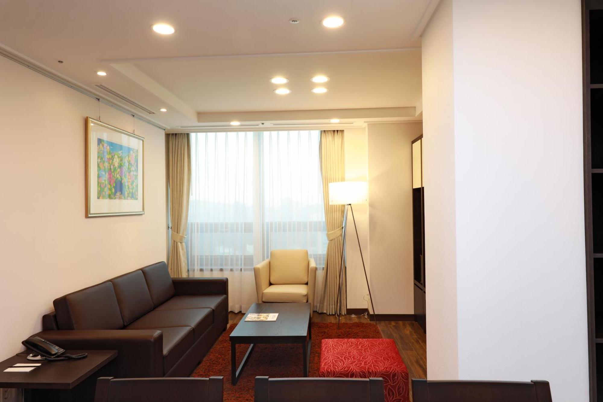Orakai Insadong Suites Seoul Bagian luar foto