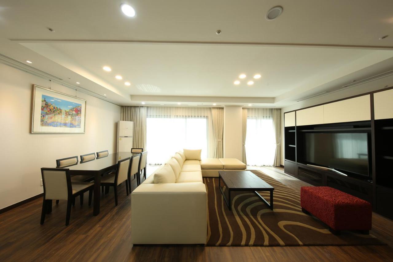Orakai Insadong Suites Seoul Bagian luar foto