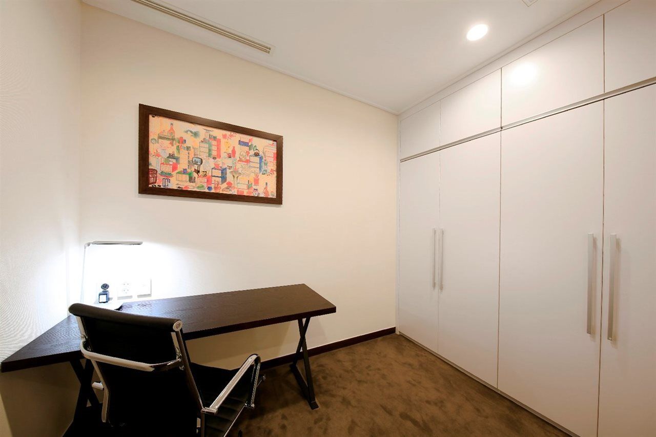 Orakai Insadong Suites Seoul Bagian luar foto