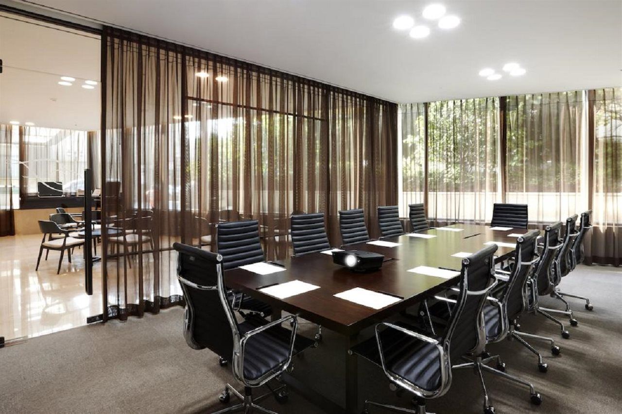Orakai Insadong Suites Seoul Bagian luar foto